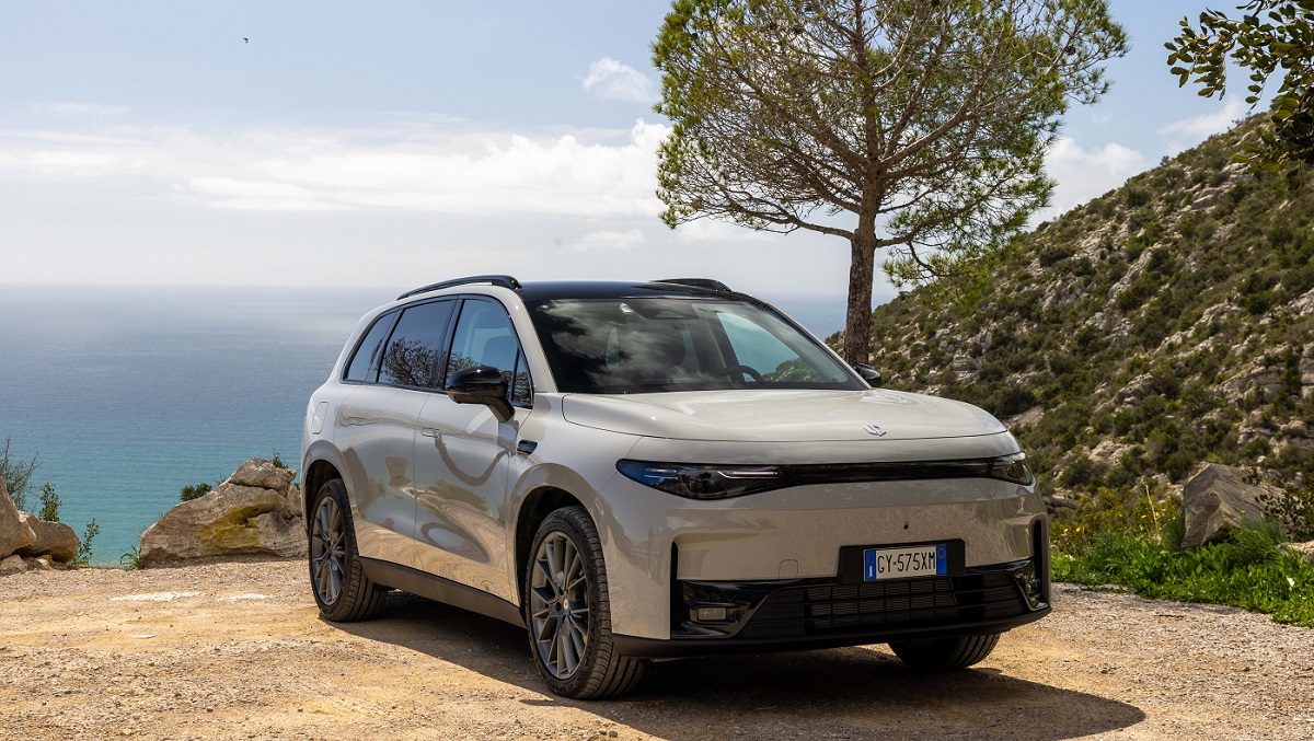 Απίστευτο! Το Leapmotor C10 REEV από 33.900€ φέρνει αυτονομία που κόβει την ανάσα – Αγγίζει τα 1.000 χλμ χωρίς ανεφοδιασμό! - NewsPoint.gr