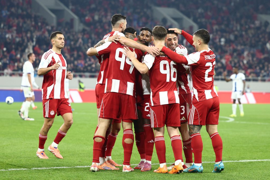 Η μάχη κορυφής που ταράζει τα νερά στη Super League – Ανατροπές και αποτελέσματα που δεν περίμενε κανείς! - NewsPoint.gr