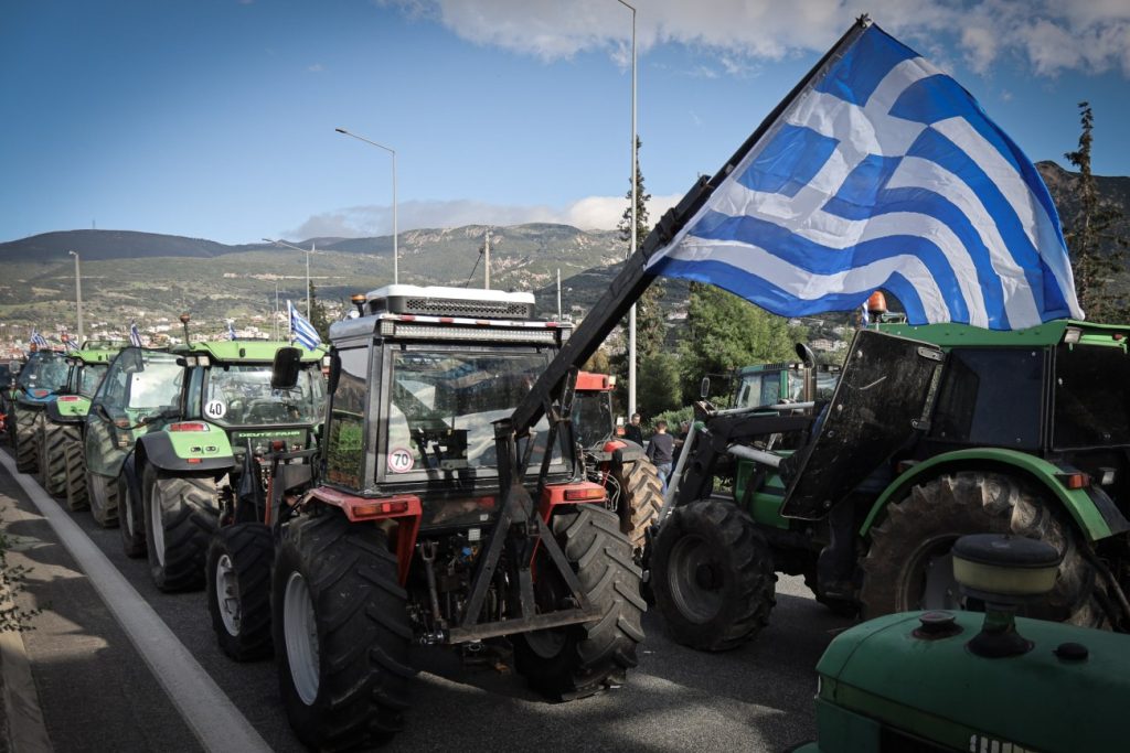 Η δυναμική απάντηση της ΑΔΕΔΥ: Γιατί ο ξεσηκωμός των αγροτών αγγίζει όλους μας; - NewsPoint.gr