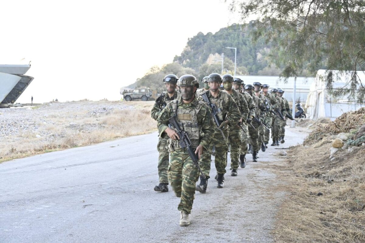 Ανατροπή στις απολαβές των στρατιωτικών: Τι αποκαλύπτει το ΥΠΕΘΑ για μισθούς και μειώσεις – Όλη η αλήθεια! - NewsPoint.gr