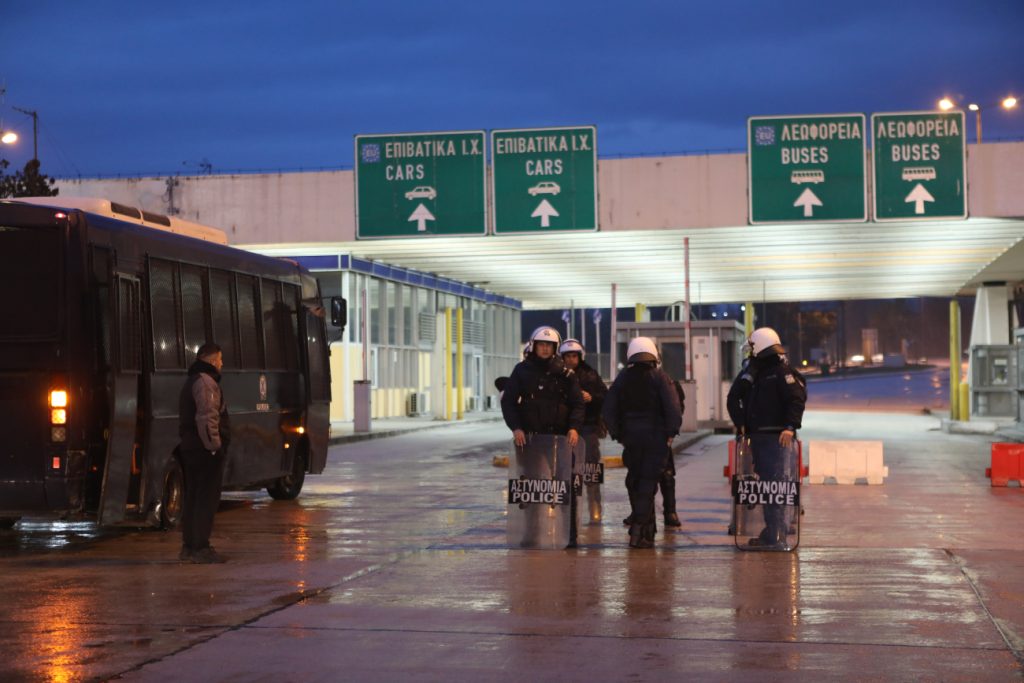 Ανατροπή που δεν περίμενε κανείς: Οι αγροτικές κινητοποιήσεις στην Ελλάδα «γονάτισαν» τον ενεργειακό τομέα της Βόρειας Μακεδονίας! - NewsPoint.gr