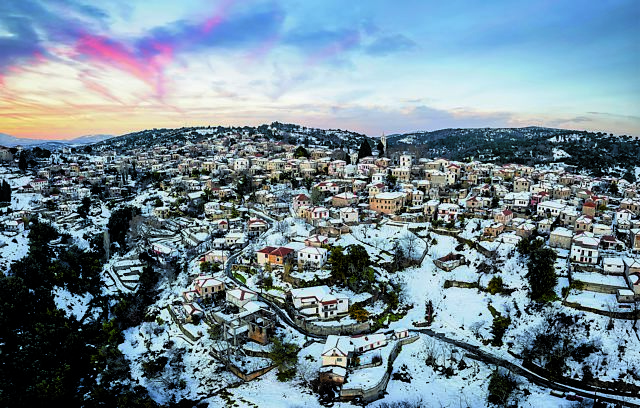 Καταστροφή χωρίς προηγούμενο για τον χειμερινό τουρισμό – Μισά άδεια ξενοδοχεία λίγο πριν τα Χριστούγεννα λόγω μπλόκων! - NewsPoint.gr