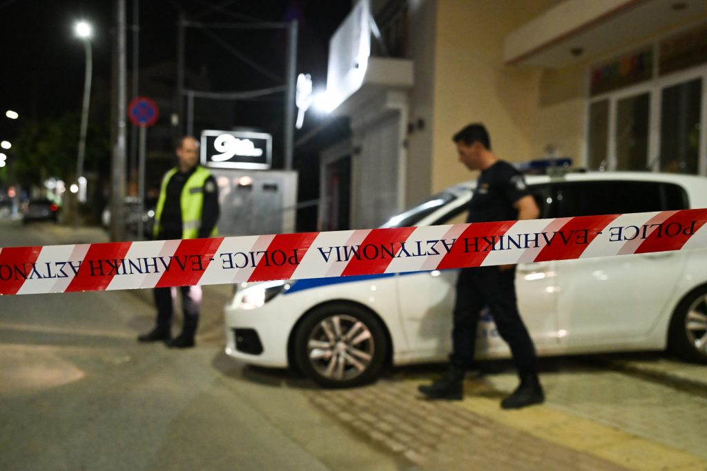 Σοκ στον Εύοσμο! Δραματική έκρηξη έξω από τράπεζα ανήμερα Χριστουγέννων – Όλη η αλήθεια - NewsPoint.gr