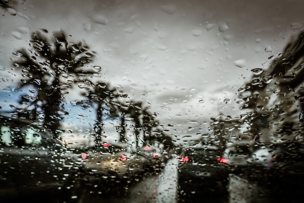 Η απρόσμενη αλλαγή στον καιρό ταράζει τη χώρα – Πού θα «χτυπήσουν» βροχές, καταιγίδες και χιόνια – Αναλυτική πρόγνωση ως το τέλος Δεκεμβρίου! - NewsPoint.gr