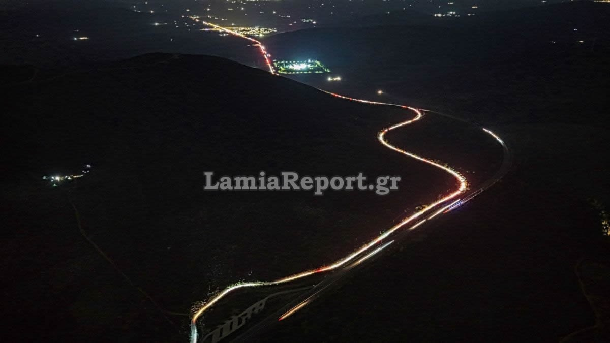 Όσοι επέστρεφαν από τις γιορτές δεν μπορούσαν να το πιστέψουν: Ατελείωτες ουρές και νεύρα στα αγροτικά μπλόκα! - NewsPoint.gr