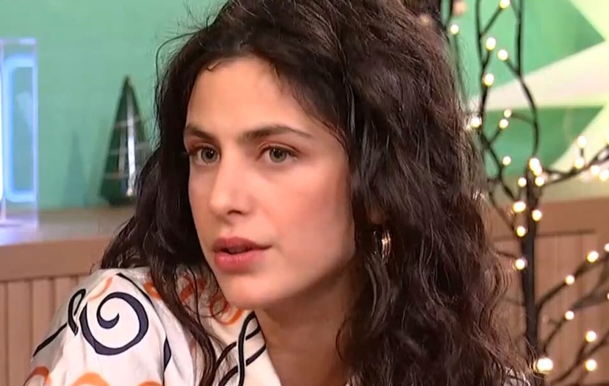 Η συγκλονιστική εξομολόγηση της Φωτεινής Πελούζο: Οι παιδικές αναμνήσεις στην Ελλάδα και τα άγνωστα μυστικά της οικογένειάς της - NewsPoint.gr