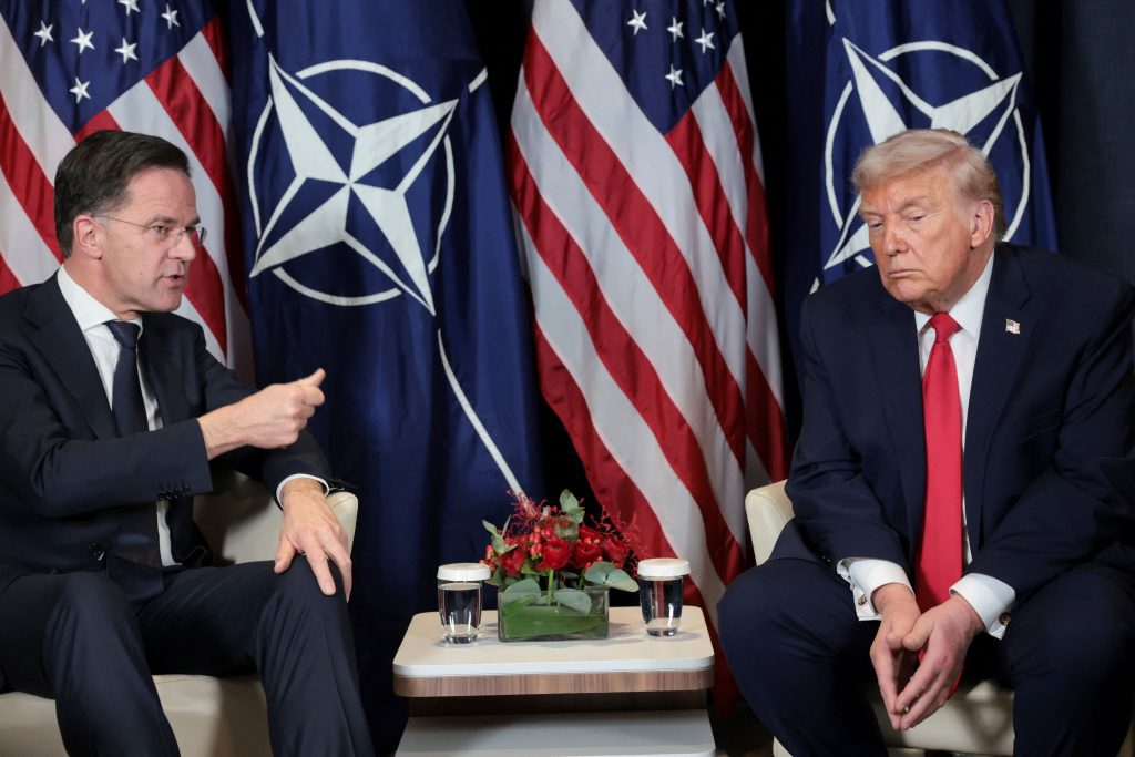 Απρόσμενη στροφή Τραμπ για τη Γροιλανδία: Τι κρύβεται πίσω από τη μεγάλη απόφαση για δασμούς και ΝΑΤΟ - NewsPoint.gr