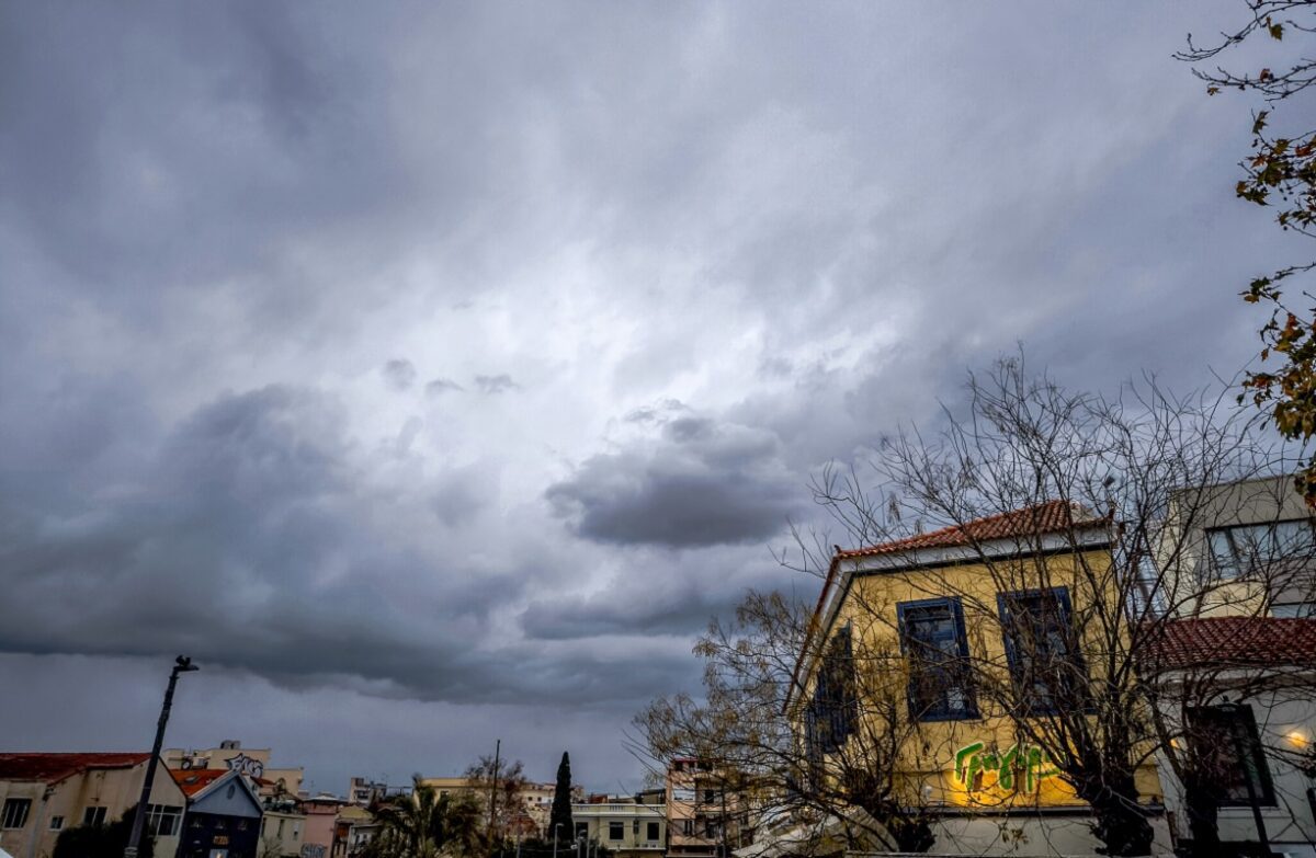 Η προειδοποίηση που δεν πρέπει να αγνοήσετε: Αλλάζει ριζικά ο καιρός την Πέμπτη – Ποιες περιοχές κινδυνεύουν από καταιγίδες και πλημμύρες 1 Η προειδοποίηση που δεν πρέπει να αγνοήσετε: Αλλάζει ριζικά ο καιρός την Πέμπτη – Ποιες περιοχές κινδυνεύουν από καταιγίδες και πλημμύρες - NewsPoint.gr