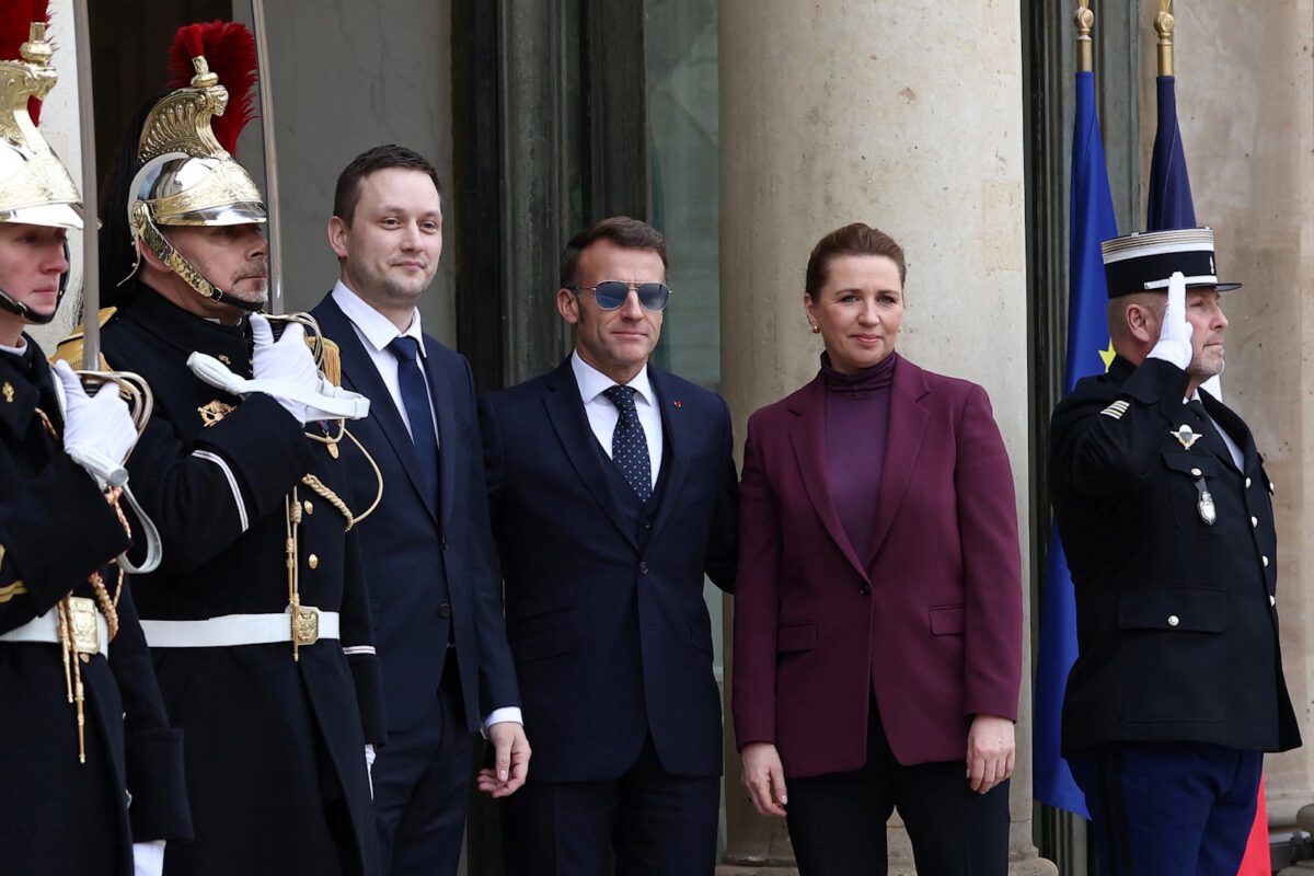Η δήλωση Μακρόν που φέρνει αναταράξεις: Ηχηρό μήνυμα υπέρ Δανίας και Γροιλανδίας – Τι κρύβει το παρασκήνιο με ΗΠΑ και ΝΑΤΟ 1 Η δήλωση Μακρόν που φέρνει αναταράξεις: Ηχηρό μήνυμα υπέρ Δανίας και Γροιλανδίας – Τι κρύβει το παρασκήνιο με ΗΠΑ και ΝΑΤΟ - NewsPoint.gr