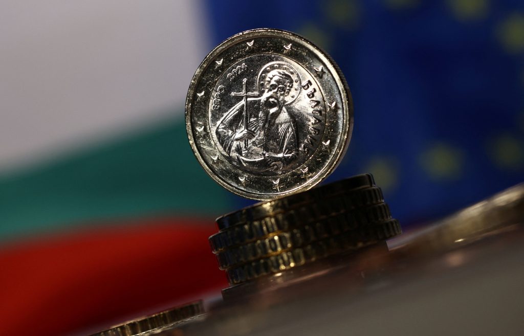 Απίστευτη ανατροπή στη Βουλγαρία: Το ευρώ φέρνει ενθουσιασμό και φόβο – Όλα όσα έγιναν στη μαγική νύχτα της αλλαγής! - NewsPoint.gr