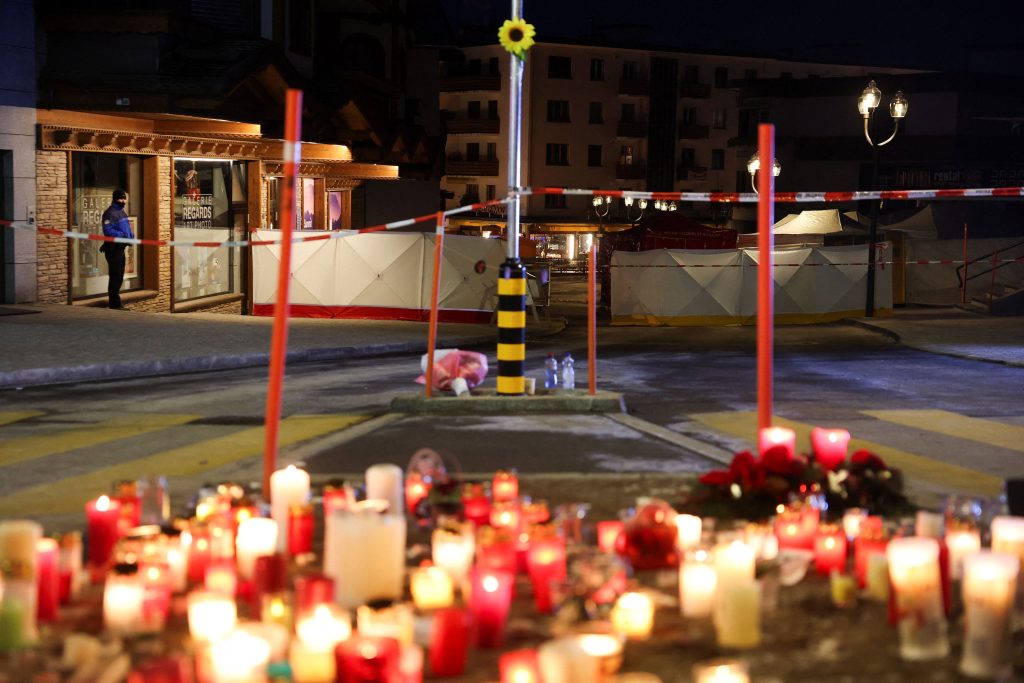 Τι πραγματικά συνέβη στο Κραν Μοντανά – Η οργή, οι κατηγορίες και τα αναπάντητα ερωτήματα για τη φονική πυρκαγιά που συγκλονίζει την Ελβετία! 17 Τι πραγματικά συνέβη στο Κραν Μοντανά – Η οργή, οι κατηγορίες και τα αναπάντητα ερωτήματα για τη φονική πυρκαγιά που συγκλονίζει την Ελβετία! - NewsPoint.gr