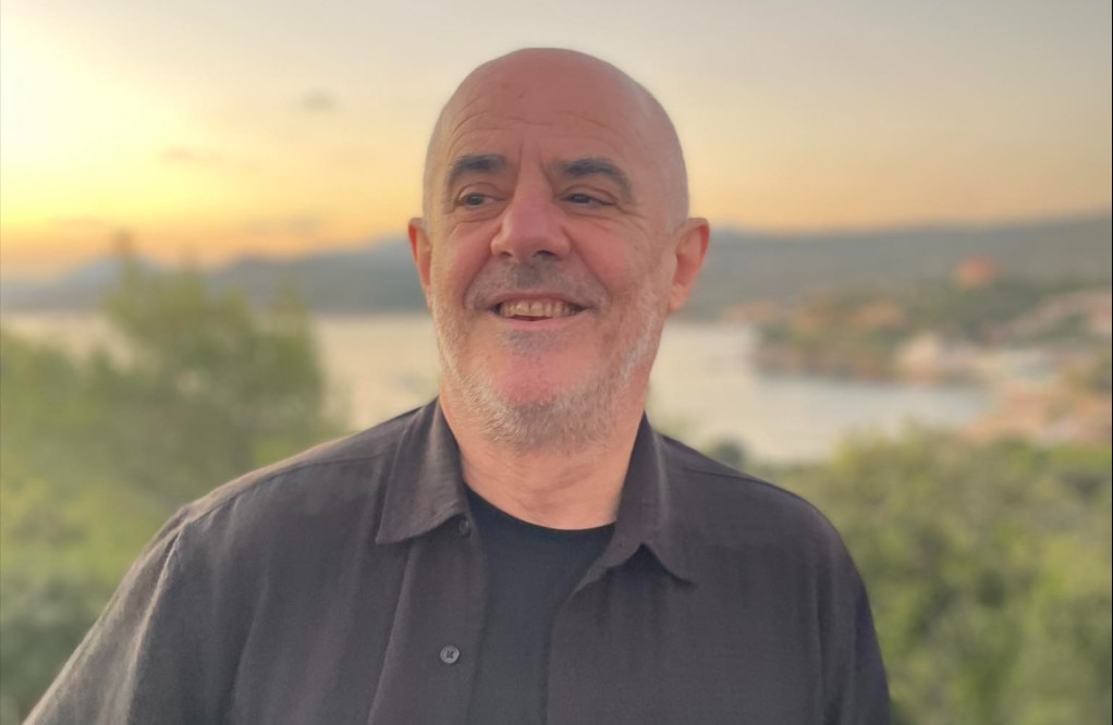 Η αποκάλυψη που συγκλονίζει: Ο Χρήστος Τζιτζιμικάς μιλά για την εγκατάλειψη της βόρειας υπαίθρου και τη μαγεία του δημοτικού τραγουδιού! - NewsPoint.gr