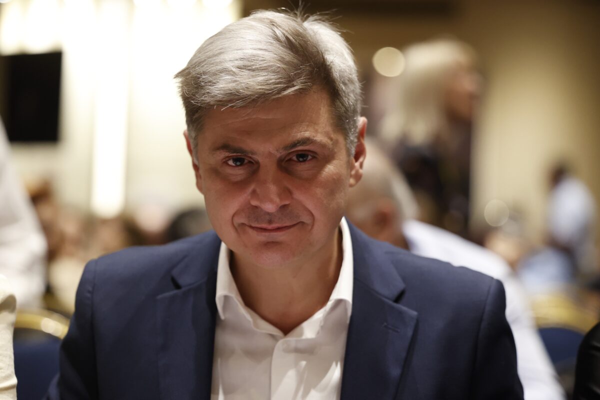 Η δήλωση του Φαραντούρη που φέρνει τα πάνω-κάτω: Η απάντηση που ΚΑΝΕΙΣ δεν περίμενε για το κόμμα Καρυστιανού! 18 Η δήλωση του Φαραντούρη που φέρνει τα πάνω-κάτω: Η απάντηση που ΚΑΝΕΙΣ δεν περίμενε για το κόμμα Καρυστιανού! - NewsPoint.gr