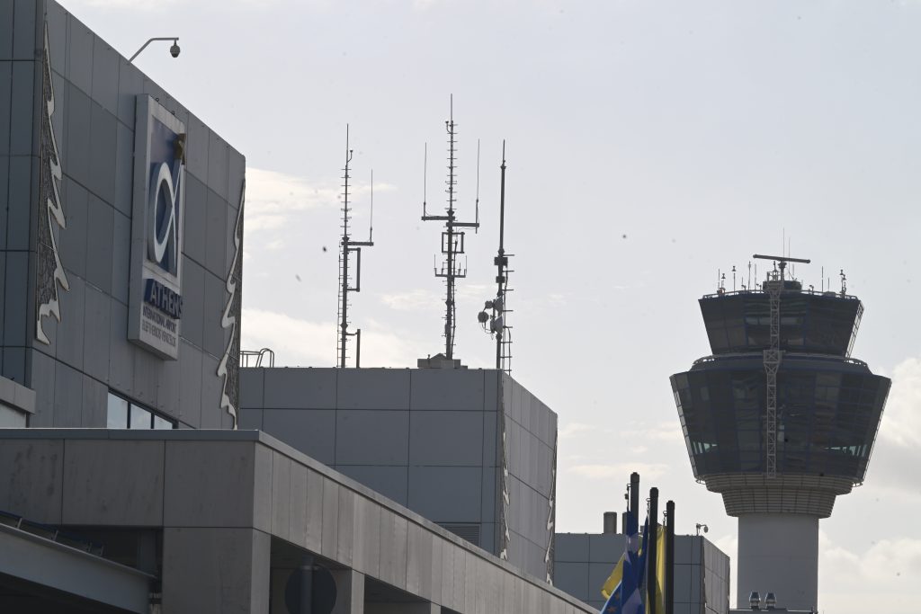 Απίστευτο χάος στον εναέριο χώρο της Αθήνας – Το μπλακ άουτ που πάγωσε τα πάντα στα 10.000 μέτρα! - NewsPoint.gr