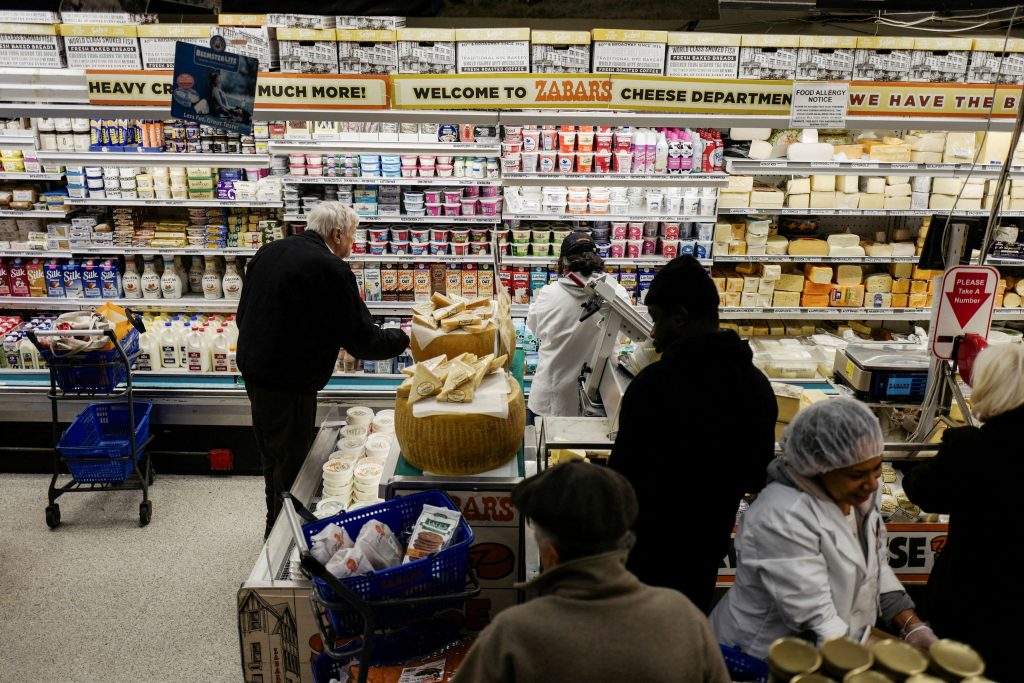Σάλος στις ΗΠΑ: Η κυβέρνηση Τραμπ επιβάλλει αυστηρούς κανόνες στα υπερεπεξεργασμένα τρόφιμα – Δείτε τι αλλάζει στη διατροφή εκατομμυρίων Αμερικανών! 13 Σάλος στις ΗΠΑ: Η κυβέρνηση Τραμπ επιβάλλει αυστηρούς κανόνες στα υπερεπεξεργασμένα τρόφιμα – Δείτε τι αλλάζει στη διατροφή εκατομμυρίων Αμερικανών! - NewsPoint.gr
