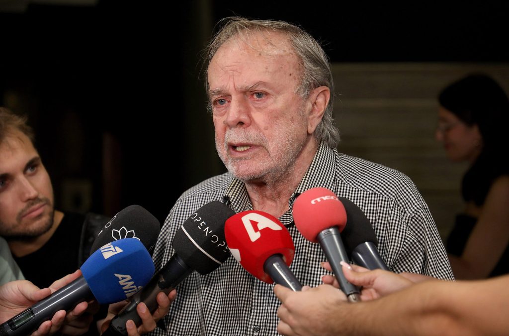 Σοκ και θλίψη: Έφυγε από τη ζωή ο Χρήστος Πολίτης – Ο αλησμόνητος «Γιάγκος Δράκος» της Λάμψης - NewsPoint.gr