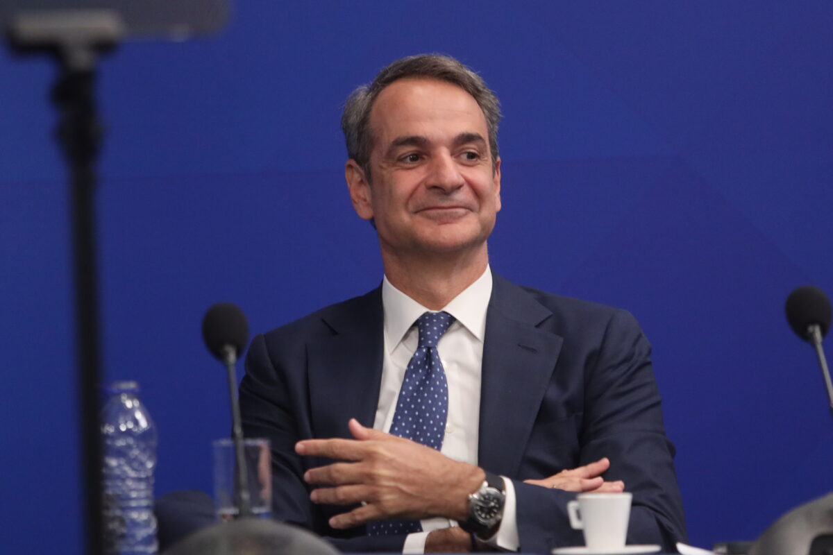 Κυριάκος Μητσοτάκης: Το απίστευτο ταξίδι που συγκλονίζει τη Νέα Δημοκρατία – Από αουτσάιντερ σε απόλυτο ηγέτη! 18 Κυριάκος Μητσοτάκης: Το απίστευτο ταξίδι που συγκλονίζει τη Νέα Δημοκρατία – Από αουτσάιντερ σε απόλυτο ηγέτη! - NewsPoint.gr