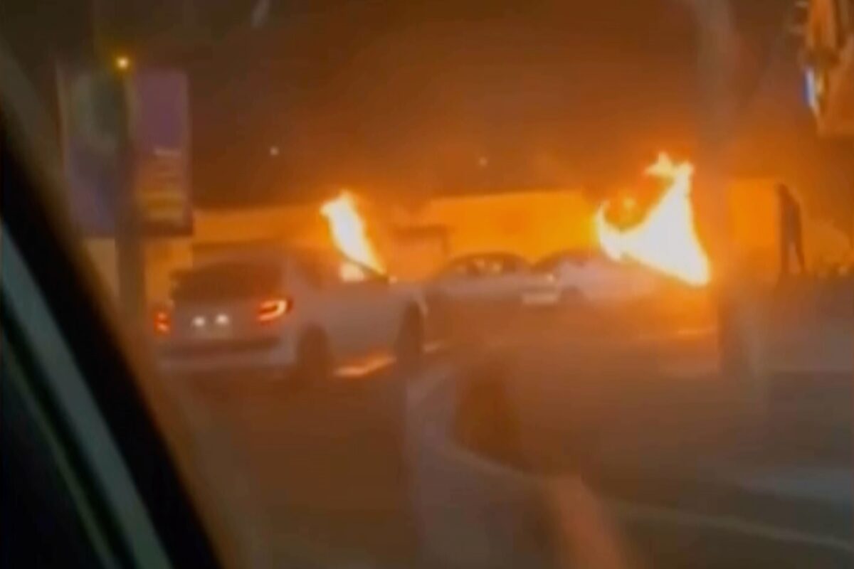Οι συγκλονιστικές αποκαλύψεις για πάνω από 200 νεκρούς στο Ιράν – Τι πραγματικά συμβαίνει στους δρόμους 15 Οι συγκλονιστικές αποκαλύψεις για πάνω από 200 νεκρούς στο Ιράν – Τι πραγματικά συμβαίνει στους δρόμους - NewsPoint.gr
