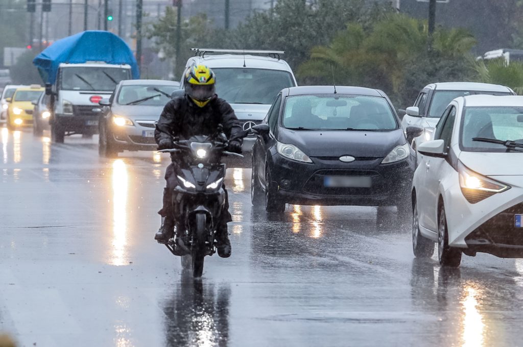 Σφοδρή κακοκαιρία «χτυπά» τη Δευτέρα: Θερμοκρασίες σε ιστορικά χαμηλά και απροσδόκητα χιόνια παντού! 14 Σφοδρή κακοκαιρία «χτυπά» τη Δευτέρα: Θερμοκρασίες σε ιστορικά χαμηλά και απροσδόκητα χιόνια παντού! - NewsPoint.gr
