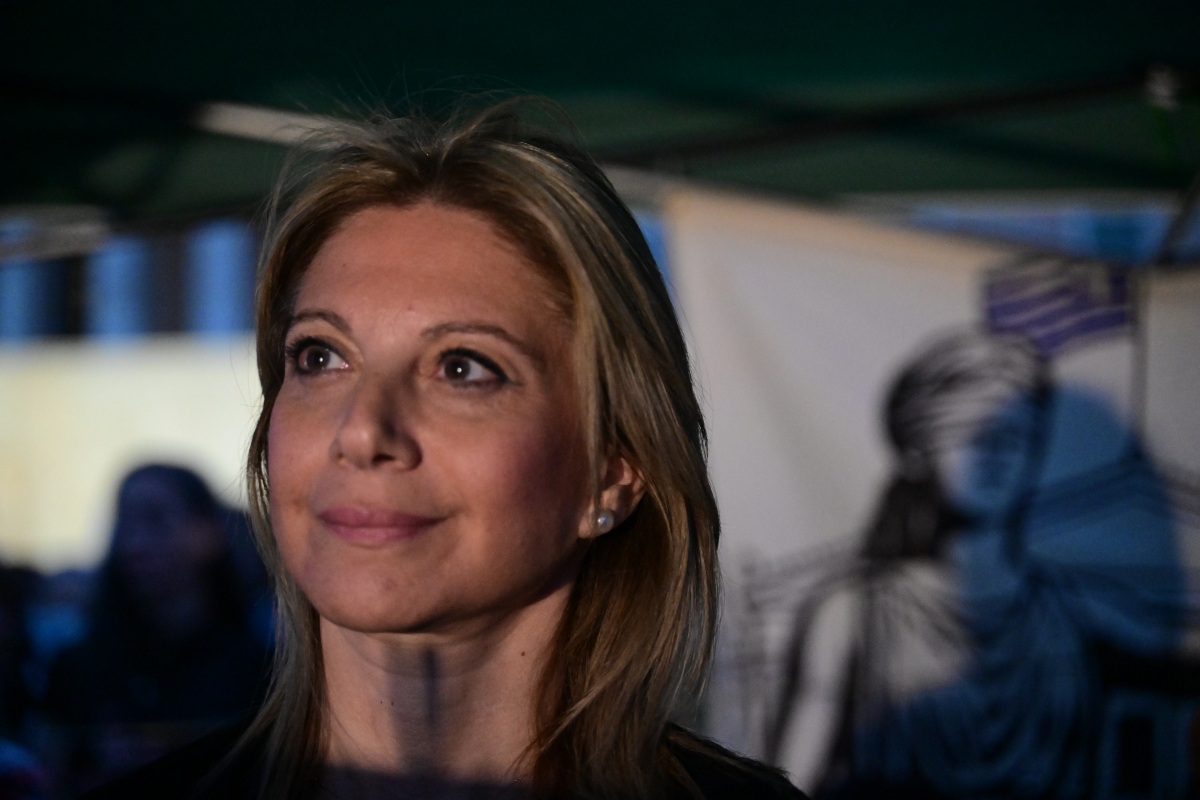 Σάλος με τη Μαρία Καρυστιανού: Γιατί οι συγγενείς απαιτούν να επιστρέψει 5.000 ευρώ από τα ταξίδια του Συλλόγου Τεμπών; 10 Σάλος με τη Μαρία Καρυστιανού: Γιατί οι συγγενείς απαιτούν να επιστρέψει 5.000 ευρώ από τα ταξίδια του Συλλόγου Τεμπών; - NewsPoint.gr