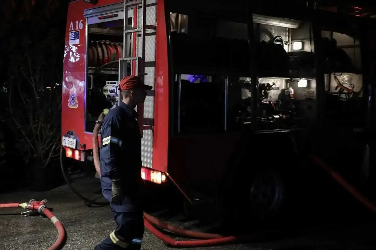 Δραματικές στιγμές στη Νεστάνη Τρίπολης: Η φωτιά που στοίχισε τη ζωή ηλικιωμένου συγκλονίζει την Αρκαδία 1 Δραματικές στιγμές στη Νεστάνη Τρίπολης: Η φωτιά που στοίχισε τη ζωή ηλικιωμένου συγκλονίζει την Αρκαδία - NewsPoint.gr