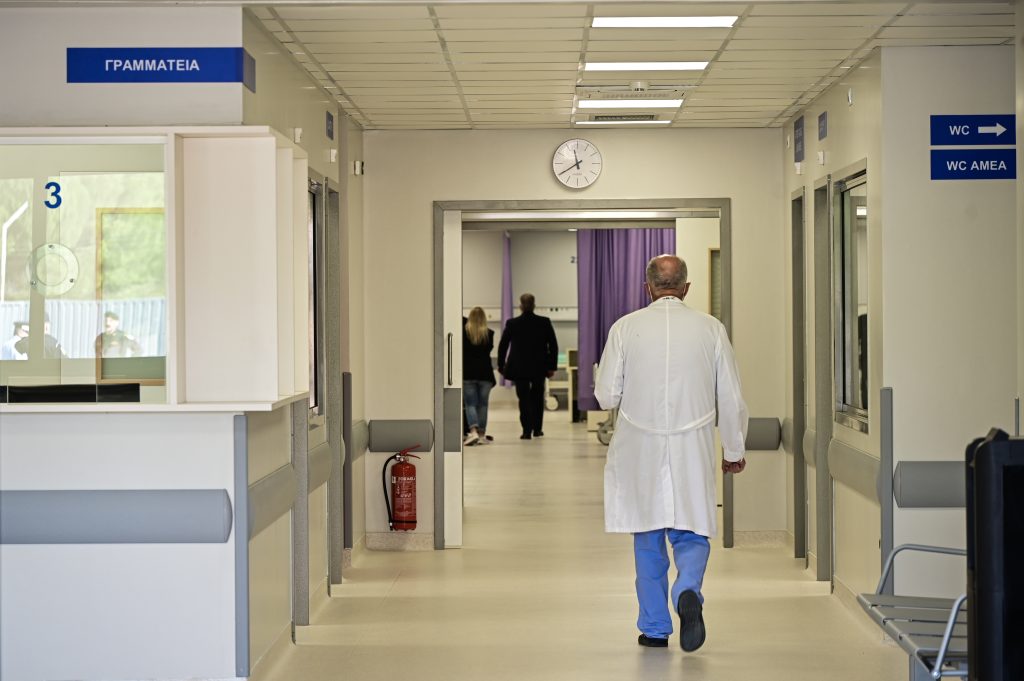 Ανατροπή στα ασφάλιστρα υγείας: Τι ζήτησε ο Θεοδωρικάκος και γιατί ανησυχούν οι καταναλωτές! 1 Ανατροπή στα ασφάλιστρα υγείας: Τι ζήτησε ο Θεοδωρικάκος και γιατί ανησυχούν οι καταναλωτές! - NewsPoint.gr