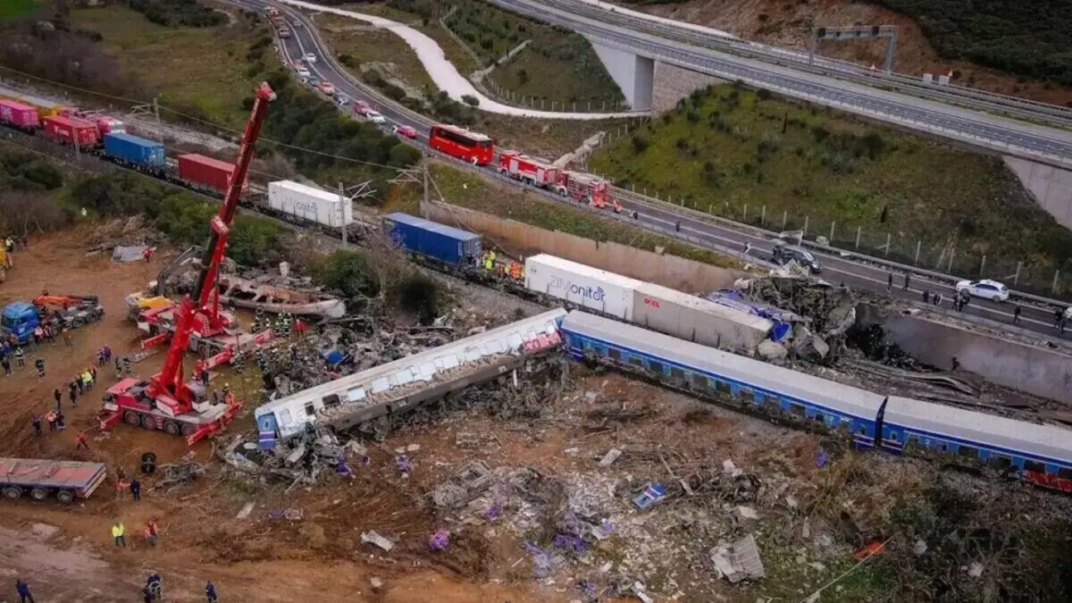 Αποκάλυψη-σοκ για Τέμπη: Τα καθίσματα του τρένου-φονιά δεν προστάτευαν από τη φωτιά – Τι έδειξε το πόρισμα που αλλάζει τα δεδομένα - NewsPoint.gr
