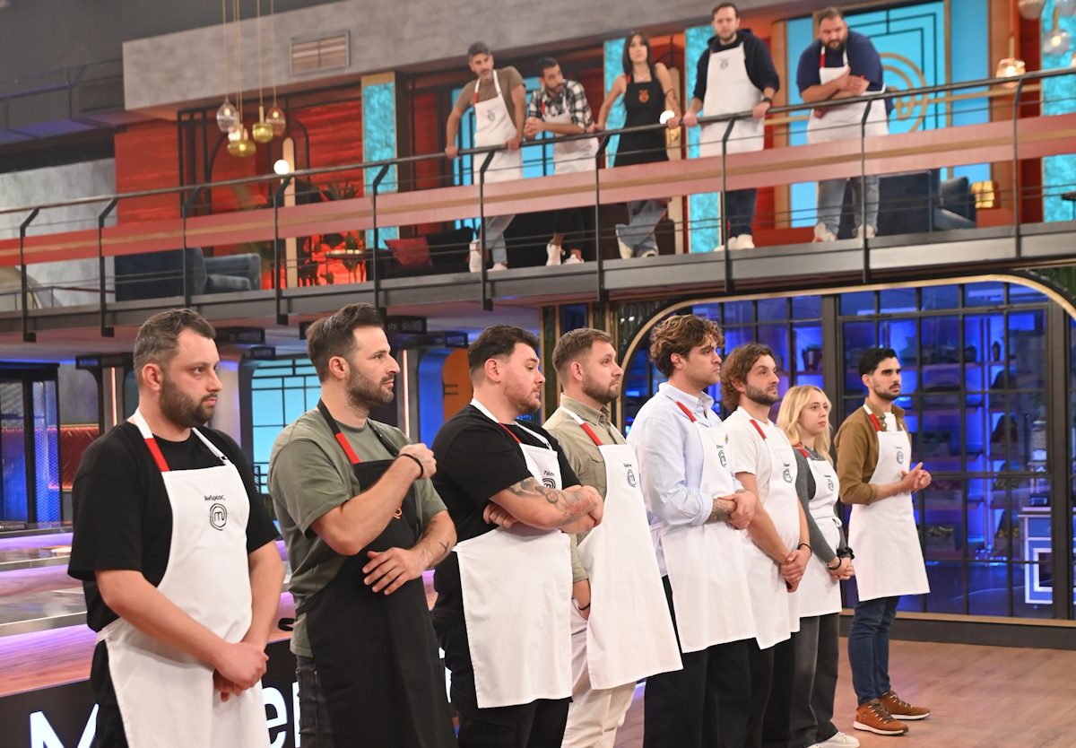 MasterChef: Κανείς δεν περίμενε αυτούς τους δύο παίκτες υποψήφιους – Η μεγάλη ανατροπή στους Μπλε με αρχηγό και ψηφοφορία! 3 MasterChef: Κανείς δεν περίμενε αυτούς τους δύο παίκτες υποψήφιους – Η μεγάλη ανατροπή στους Μπλε με αρχηγό και ψηφοφορία! - NewsPoint.gr