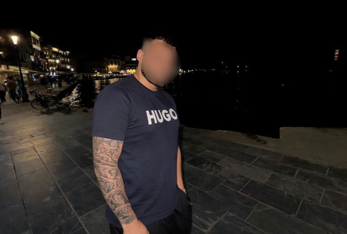 Σοκ στη Νέα Πέραμο: Τον κρατούσαν αιχμάλωτο 6 μέρες και τον «εκτέλεσαν» με 10 σφαίρες – Το αποτρόπαιο φινάλε που συγκλόνισε τους πάντες 1 Σοκ στη Νέα Πέραμο: Τον κρατούσαν αιχμάλωτο 6 μέρες και τον «εκτέλεσαν» με 10 σφαίρες – Το αποτρόπαιο φινάλε που συγκλόνισε τους πάντες - NewsPoint.gr