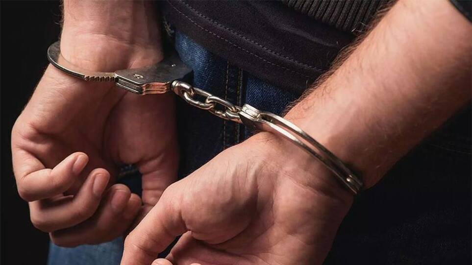 Σοκ στην Γαλλία: Δύο ανήλικοι στα δίχτυα της αντιτρομοκρατικής – Το απίστευτο σχέδιο που αποκάλυψαν 7 Σοκ στην Γαλλία: Δύο ανήλικοι στα δίχτυα της αντιτρομοκρατικής – Το απίστευτο σχέδιο που αποκάλυψαν - NewsPoint.gr
