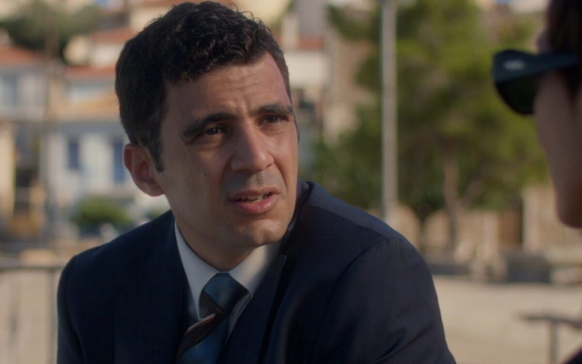 Ραγδαίες ανατροπές στον «Άγιο Έρωτα»: Η κίνηση που συγκλόνισε τη Σμαρώ – Ποιο μυστικό αποκαλύπτεται; 1 Ραγδαίες ανατροπές στον «Άγιο Έρωτα»: Η κίνηση που συγκλόνισε τη Σμαρώ – Ποιο μυστικό αποκαλύπτεται; - NewsPoint.gr