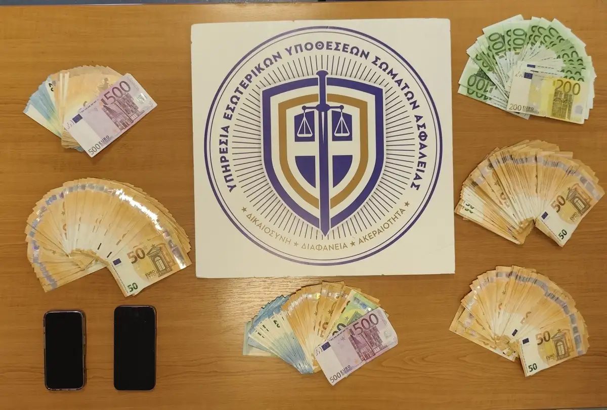 Αποκάλυψη-σοκ στη Ρόδο: Τα μυστικά «ψωμιά» και «λουλούδια» που πρόδωσαν το μεγαλύτερο κύκλωμα ναρκωτικών! 1 Αποκάλυψη-σοκ στη Ρόδο: Τα μυστικά «ψωμιά» και «λουλούδια» που πρόδωσαν το μεγαλύτερο κύκλωμα ναρκωτικών! - NewsPoint.gr