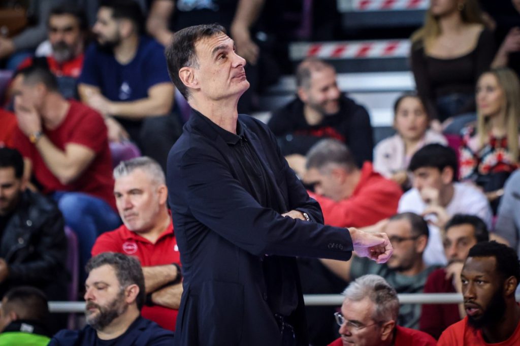Η δήλωση-βόμβα του Μπαρτζώκα μετά την ήττα: «Ο Παναθηναϊκός ήταν ανώτερος» – Τα λόγια που άφησαν τους πάντες άφωνους 15 Η δήλωση-βόμβα του Μπαρτζώκα μετά την ήττα: «Ο Παναθηναϊκός ήταν ανώτερος» – Τα λόγια που άφησαν τους πάντες άφωνους - NewsPoint.gr
