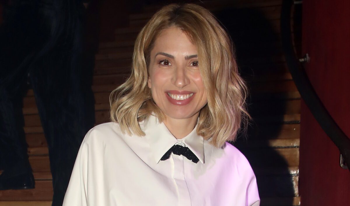Η συγκλονιστική αποκάλυψη της Μαρίας Ηλιάκη για τη σχέση της με τον Νίκο Μουτσινά – Τι συνέβη στα μπουζούκια που δεν ξέρει κανείς; 21 Η συγκλονιστική αποκάλυψη της Μαρίας Ηλιάκη για τη σχέση της με τον Νίκο Μουτσινά – Τι συνέβη στα μπουζούκια που δεν ξέρει κανείς; - NewsPoint.gr
