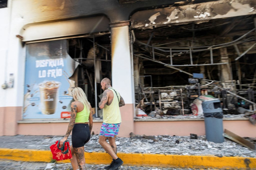 Αιματοχυσία χωρίς προηγούμενο στο Μεξικό: Ο θάνατος του Ελ Μέντσο πυροδότησε χάος – Ποιος ήταν ο διαβόητος «βαρόνος» του CJNG; 1 Αιματοχυσία χωρίς προηγούμενο στο Μεξικό: Ο θάνατος του Ελ Μέντσο πυροδότησε χάος – Ποιος ήταν ο διαβόητος «βαρόνος» του CJNG; - NewsPoint.gr