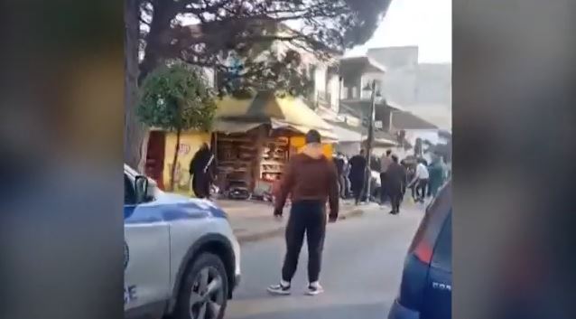 Ανείπωτος τρόμος στη Γαστούνη: Ο ιδιοκτήτης περιπτέρου καταγγέλλει άγρια επίθεση από 20 Ρομά – Ο φόβος τον οδήγησε να κλείσει την επιχείρηση! 19 Ανείπωτος τρόμος στη Γαστούνη: Ο ιδιοκτήτης περιπτέρου καταγγέλλει άγρια επίθεση από 20 Ρομά – Ο φόβος τον οδήγησε να κλείσει την επιχείρηση! - NewsPoint.gr