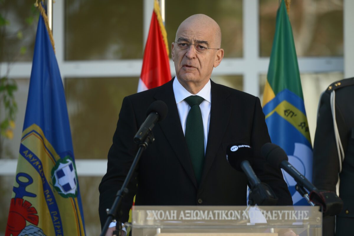 Η απάντηση που «πάγωσε» τον Νίκο Δένδια – Ο Μακάριος Λαζαρίδης «σπάει τη σιωπή» και αποκαλύπτει όσα συμβαίνουν στη ΝΔ! 1 Η απάντηση που «πάγωσε» τον Νίκο Δένδια – Ο Μακάριος Λαζαρίδης «σπάει τη σιωπή» και αποκαλύπτει όσα συμβαίνουν στη ΝΔ! - NewsPoint.gr