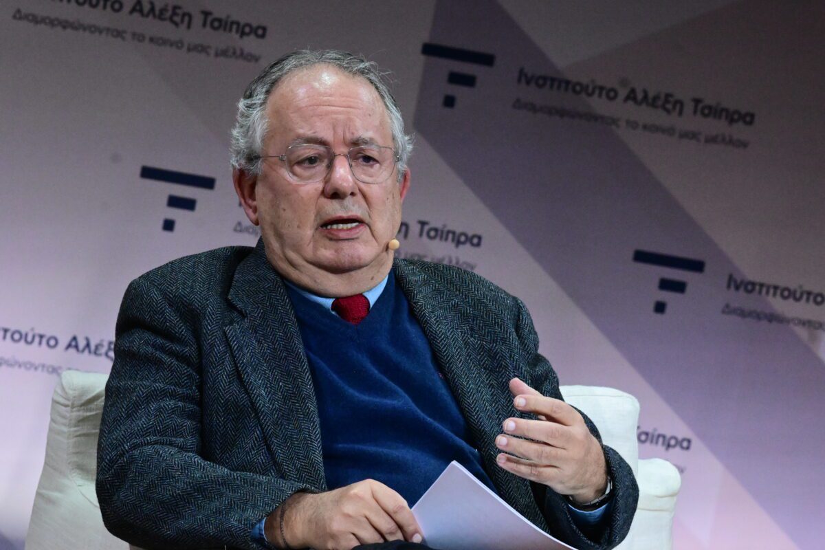 Η βόμβα του Νίκου Αλιβιζάτου: «Χωρίς αλλαγές στο άρθρο 86, παραμένουμε στον προηγούμενο αιώνα!» - NewsPoint.gr