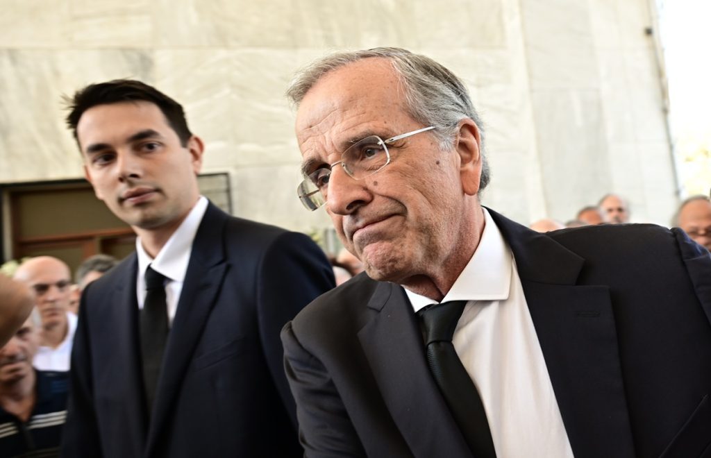 Σοκ στη οικογένεια Σαμαρά: Νέα οδυνηρή απώλεια λίγους μήνες μετά το χαμό της κόρης τους – Συγκινεί το μήνυμα του Κώστα 20 Σοκ στη οικογένεια Σαμαρά: Νέα οδυνηρή απώλεια λίγους μήνες μετά το χαμό της κόρης τους – Συγκινεί το μήνυμα του Κώστα - NewsPoint.gr