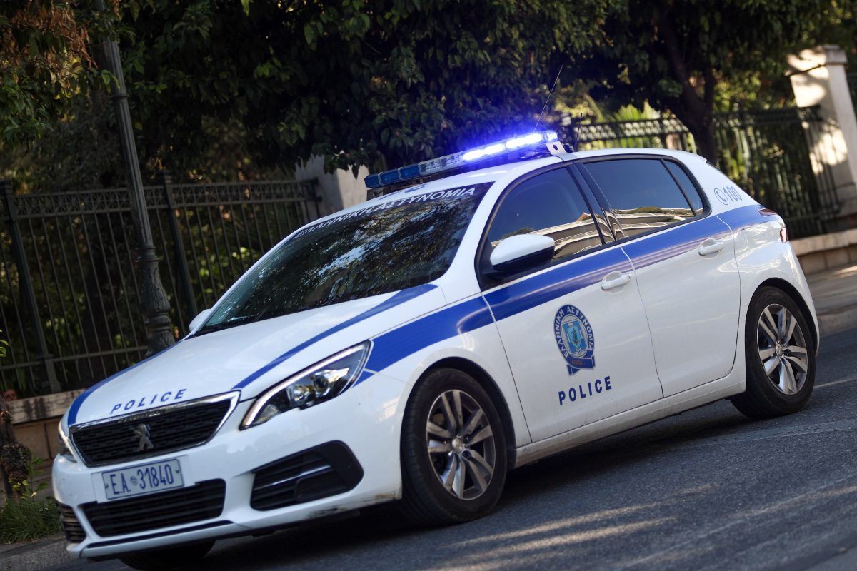 Αδιανόητο περιστατικό στην Θεσσαλονίκη: Δραματική καταδίωξη οδηγού μηχανής που αγνόησε φανάρια και «έσπασε» κάθε όριο επικινδυνότητας! 1 Αδιανόητο περιστατικό στην Θεσσαλονίκη: Δραματική καταδίωξη οδηγού μηχανής που αγνόησε φανάρια και «έσπασε» κάθε όριο επικινδυνότητας! - NewsPoint.gr