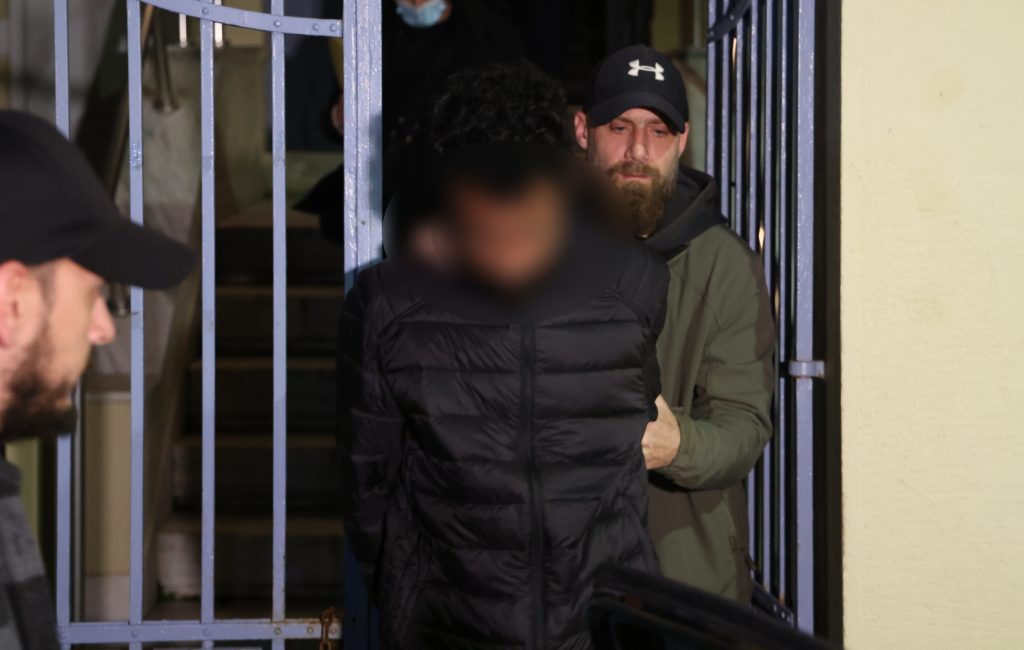 Σοκ στη Χίο: Προφυλακίζεται ο βασικός ύποπτος για τον θάνατο 15 ανθρώπων στο φονικό ναυάγιο 27 Σοκ στη Χίο: Προφυλακίζεται ο βασικός ύποπτος για τον θάνατο 15 ανθρώπων στο φονικό ναυάγιο - NewsPoint.gr