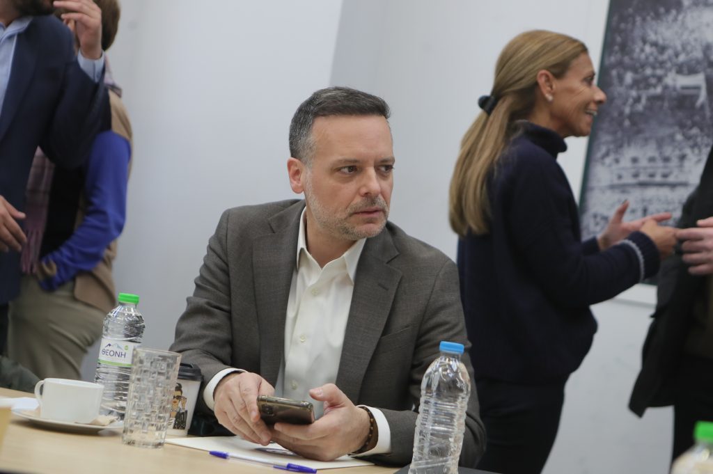Η μεγάλη ανατροπή στη στάθμευση της Αθήνας: Νέες θέσεις και πάρκινγκ που αλλάζουν τα πάντα! - NewsPoint.gr