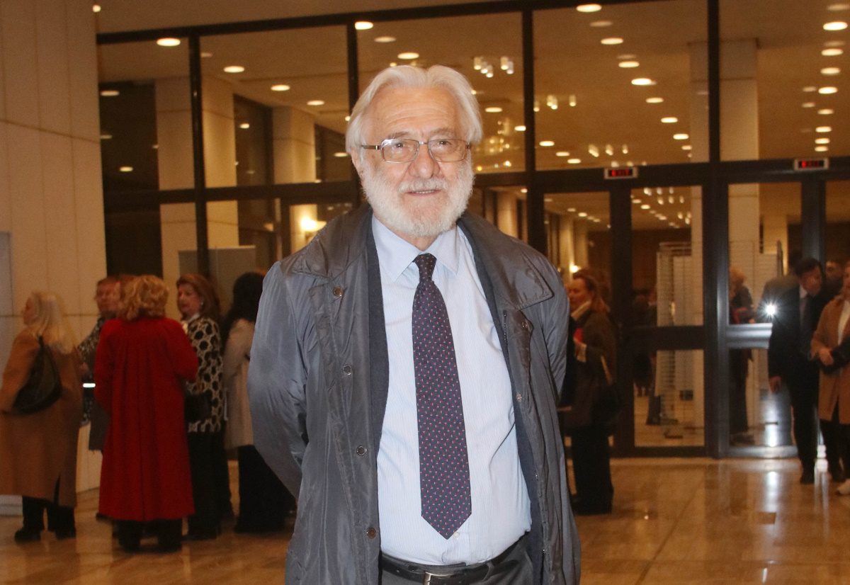Η απάντηση-φωτιά του Σμαραγδή στον Στάνκογλου για τον «Καποδίστρια» που προκάλεσε αναταραχή – Κανείς δεν περίμενε αυτή την εξέλιξη! 1 Η απάντηση-φωτιά του Σμαραγδή στον Στάνκογλου για τον «Καποδίστρια» που προκάλεσε αναταραχή – Κανείς δεν περίμενε αυτή την εξέλιξη! - NewsPoint.gr