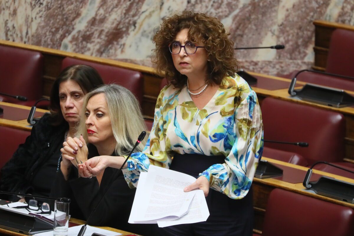 Η απρόσμενη αποχώρηση της Έλενας Καραγεωργοπούλου που φέρνει τριγμούς στην Πλεύση Ελευθερίας – Η δήλωση που ανατρέπει τα δεδομένα στη Βουλή! - NewsPoint.gr