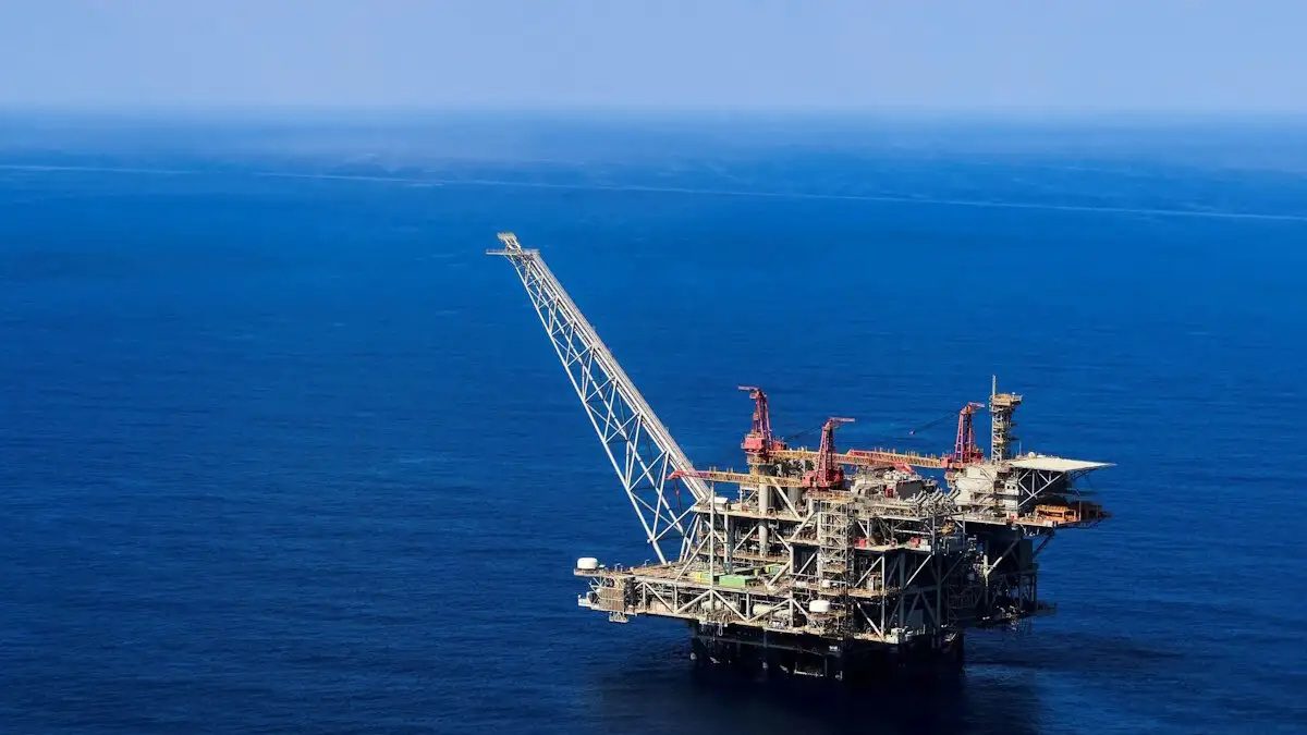 Η ιστορική συμφωνία Chevron – Helleniq Energy που αλλάζει το μέλλον της ενέργειας στην Ελλάδα! 1 Η ιστορική συμφωνία Chevron – Helleniq Energy που αλλάζει το μέλλον της ενέργειας στην Ελλάδα! - NewsPoint.gr