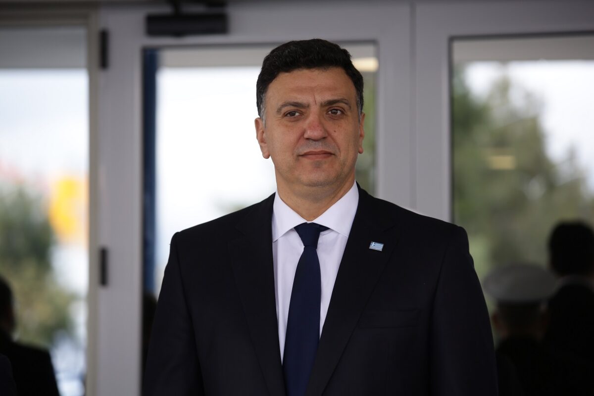Η φράση του Κικίλια που προκάλεσε αίσθηση: «Το Λιμενικό δεν χαρίζει σύνορα και παλεύει για κάθε ζωή» – Τι συνέβη στη Χίο με τους 15 νεκρούς 35 Η φράση του Κικίλια που προκάλεσε αίσθηση: «Το Λιμενικό δεν χαρίζει σύνορα και παλεύει για κάθε ζωή» – Τι συνέβη στη Χίο με τους 15 νεκρούς - NewsPoint.gr