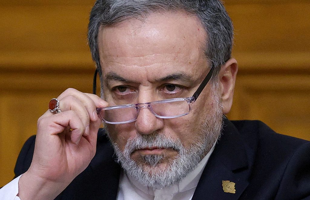 Παγκόσμιος συναγερμός: Η δραματική προειδοποίηση του Αραγτσί για τον πόλεμο στη Μέση Ανατολή – Ποιοι κινδυνεύουν πραγματικά; 4 Παγκόσμιος συναγερμός: Η δραματική προειδοποίηση του Αραγτσί για τον πόλεμο στη Μέση Ανατολή – Ποιοι κινδυνεύουν πραγματικά; - NewsPoint.gr