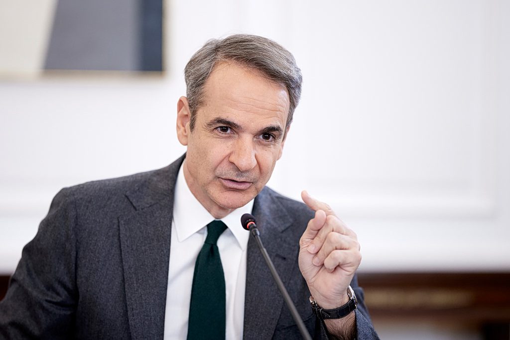 Ανατροπή στην κυβέρνηση: Ο Μητσοτάκης αφήνει ανοιχτό το ενδεχόμενο μείωσης έμμεσων φόρων – Ποια είναι η κρυφή «ρήτρα» που αλλάζει τα πάντα! 35 Ανατροπή στην κυβέρνηση: Ο Μητσοτάκης αφήνει ανοιχτό το ενδεχόμενο μείωσης έμμεσων φόρων – Ποια είναι η κρυφή «ρήτρα» που αλλάζει τα πάντα! - NewsPoint.gr