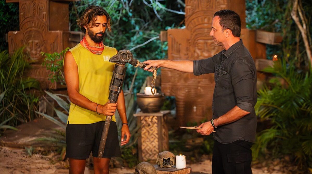 Survivor: Η ανατροπή που αλλάζει τα πάντα μετά τη συγκινητική αποχώρηση του Γιώργου Καραϊσαλίδη! 1 Survivor: Η ανατροπή που αλλάζει τα πάντα μετά τη συγκινητική αποχώρηση του Γιώργου Καραϊσαλίδη! - NewsPoint.gr