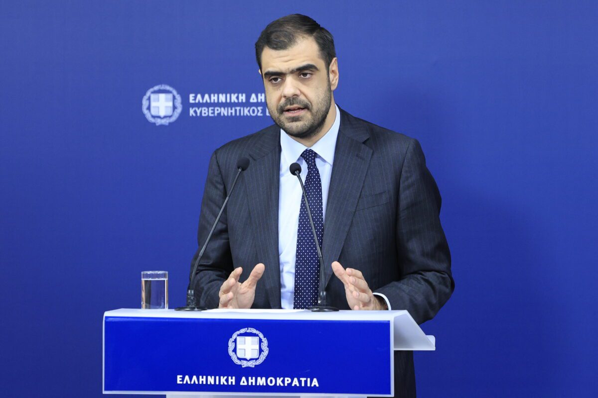 Συνταρακτικές εξελίξεις: Τι αποκαλύπτει ο Παύλος Μαρινάκης στη ζωντανή ενημέρωση – Όλες οι καυτές εξελίξεις από Βρυξέλλες και Μέση Ανατολή 14 Συνταρακτικές εξελίξεις: Τι αποκαλύπτει ο Παύλος Μαρινάκης στη ζωντανή ενημέρωση – Όλες οι καυτές εξελίξεις από Βρυξέλλες και Μέση Ανατολή - NewsPoint.gr